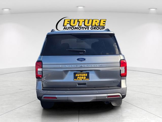 Certified 2024 Ford Expedition Max XLT image 4