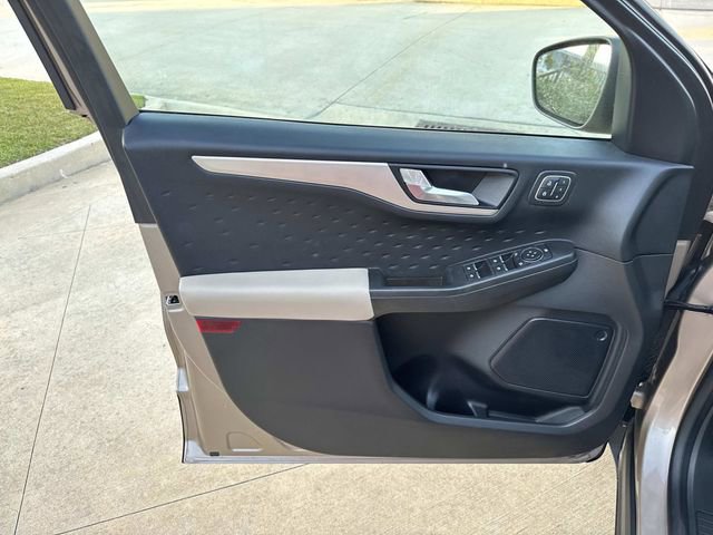 Certified 2020 Ford Escape SEL image 20