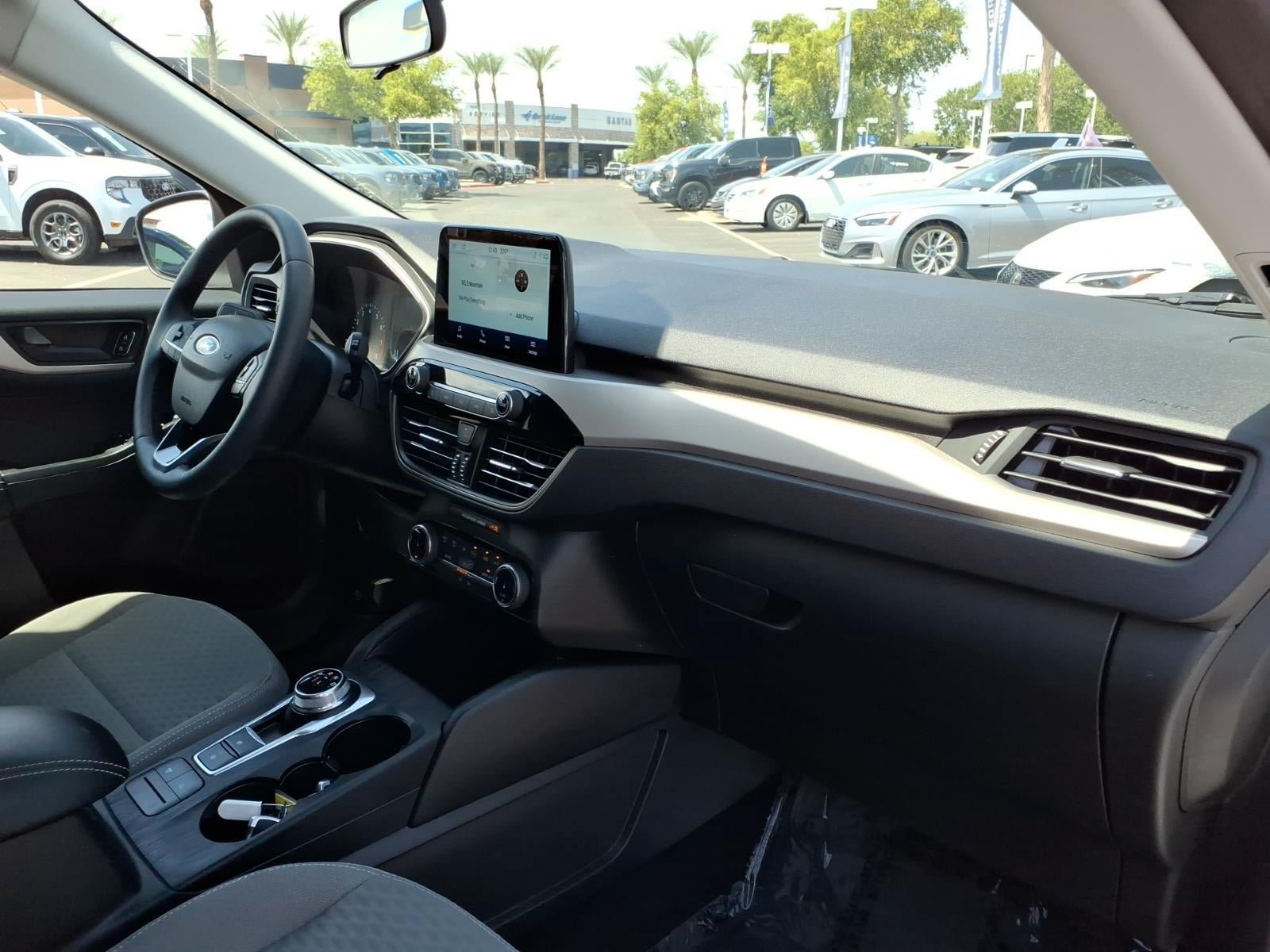 Certified 2022 Ford Escape SE w/ SE Sport Appearance Package FWD image 10