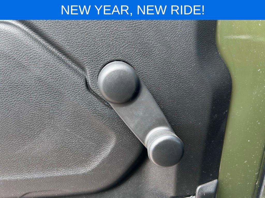 Used 2024 Jeep Wrangler Sport image 15