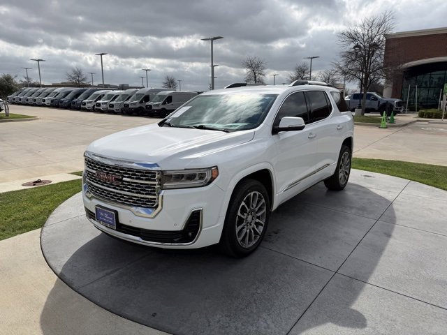 Used 2023 GMC Acadia Denali image 3