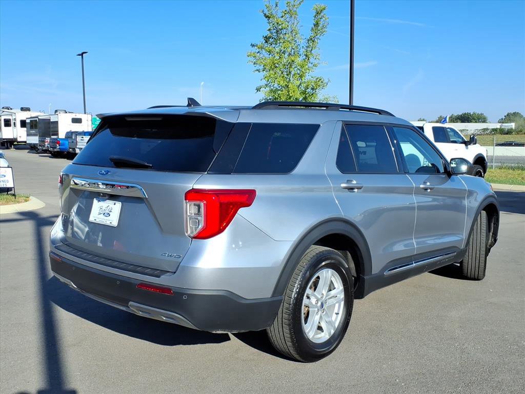 Certified 2023 Ford Explorer XLT w/ Equipment Group 202A image 5