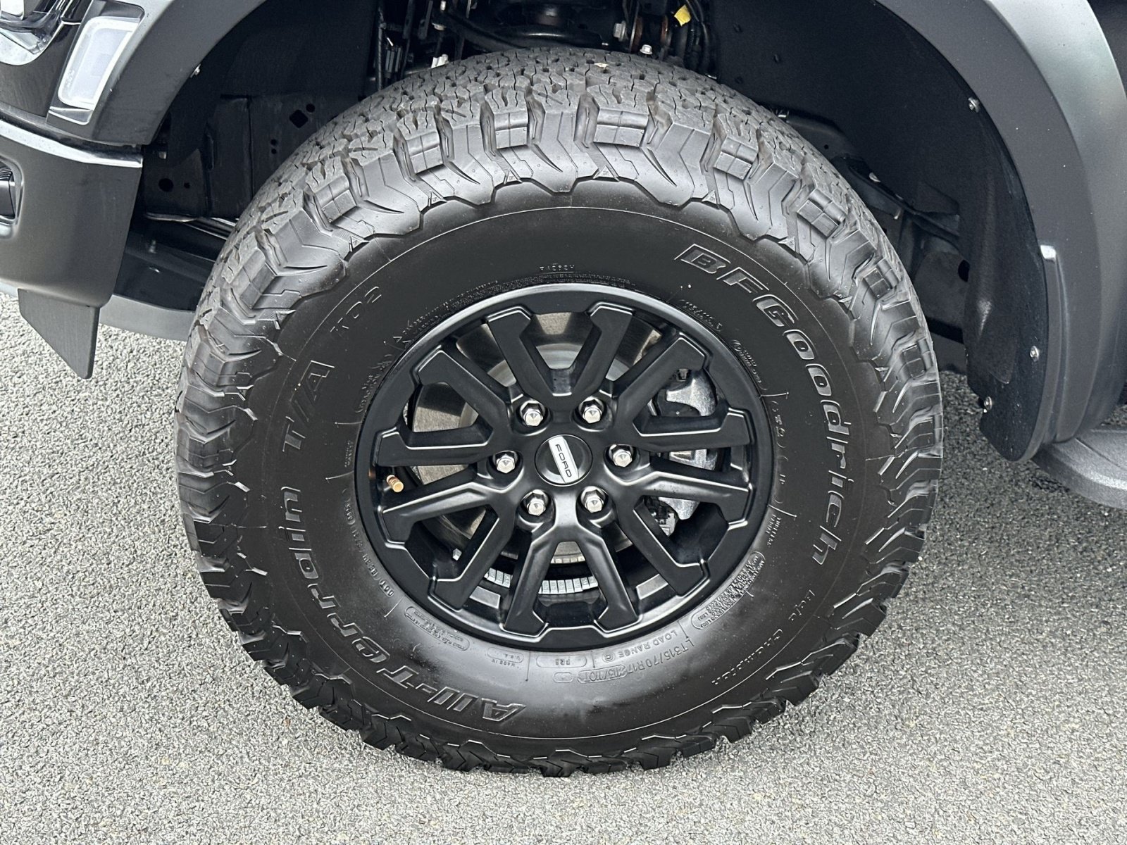 Certified 2025 Ford F150 Raptor AWD/4WD image 13