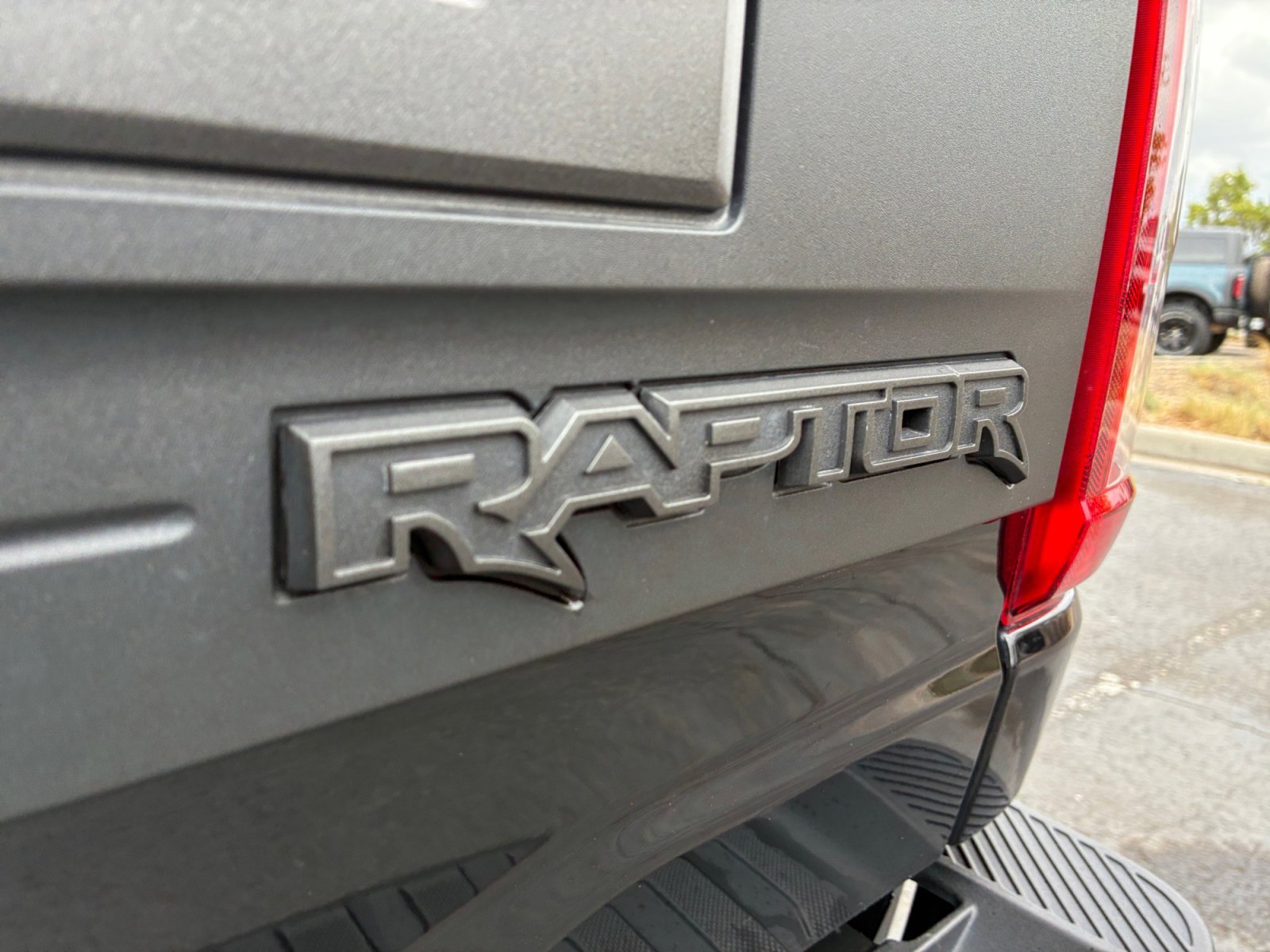 Certified 2023 Ford F150 Raptor w/ Raptor Carbon Fiber Package AWD/4WD image 24