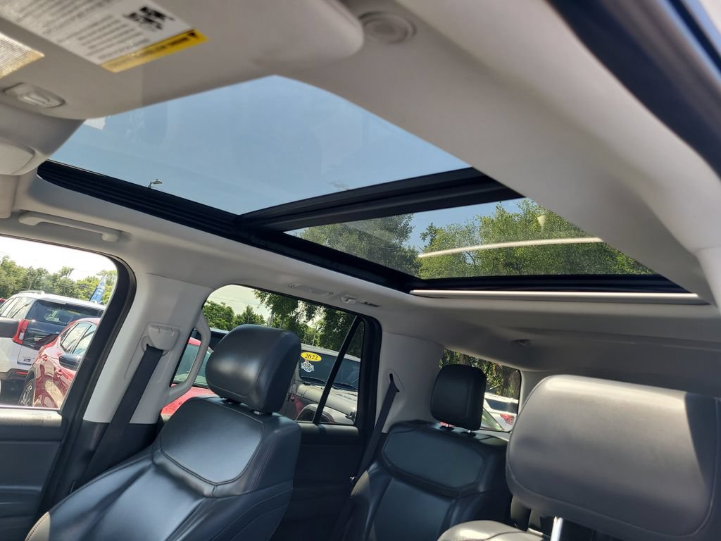 Certified 2025 Ford Expedition Active AWD/4WD image 22