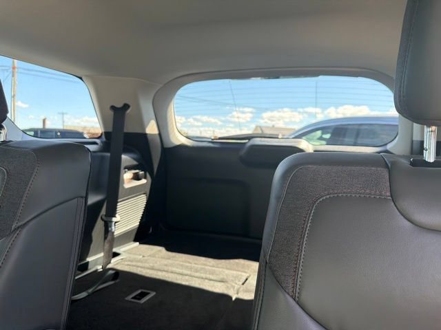 Certified 2025 Ford Explorer Active w/ Active Comfort Package AWD/4WD image 9