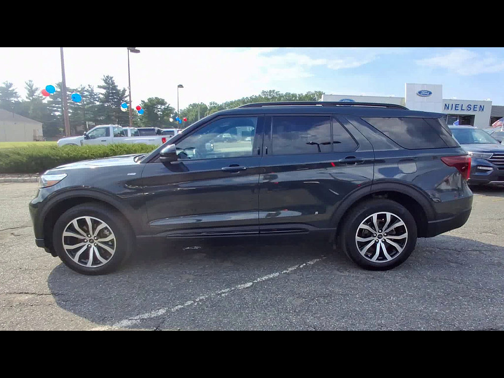 Certified 2024 Ford Explorer ST-Line w/ Class IV Trailer Tow Package AWD/4WD image 5