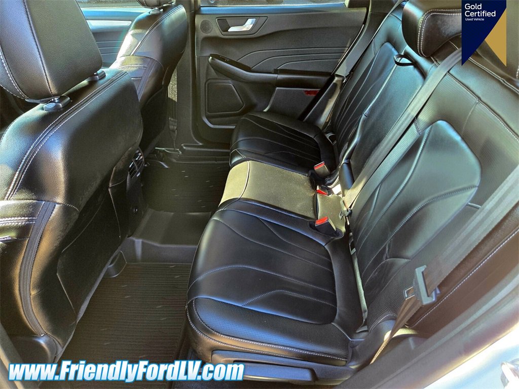 Certified 2025 Ford Escape SE w/ PHEV Premium Package image 10