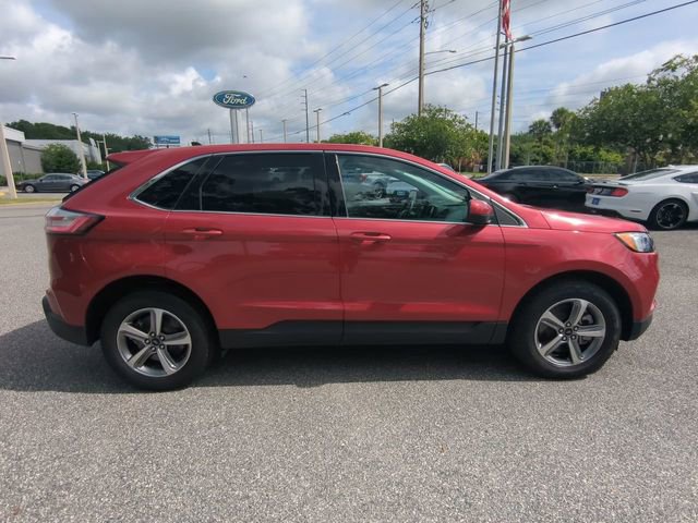 Certified 2024 Ford Edge SEL w/ Convenience Package AWD/4WD image 4