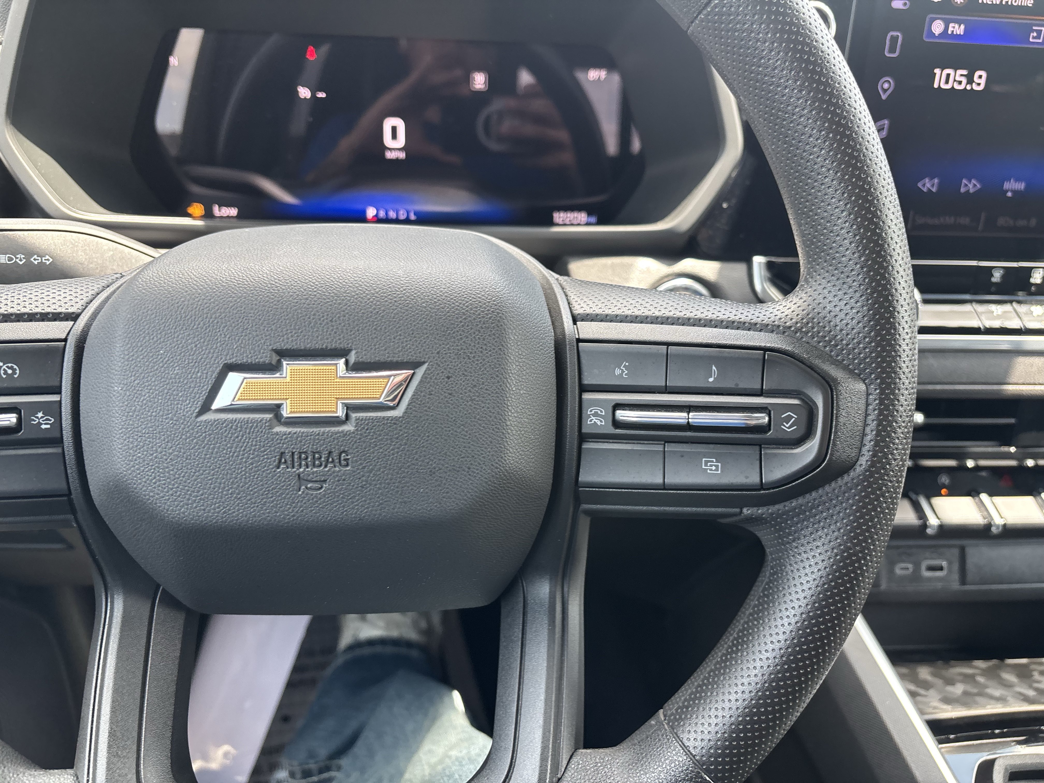 Used 2026 Chevrolet Colorado W/T w/ WT Custom Package RWD image 27