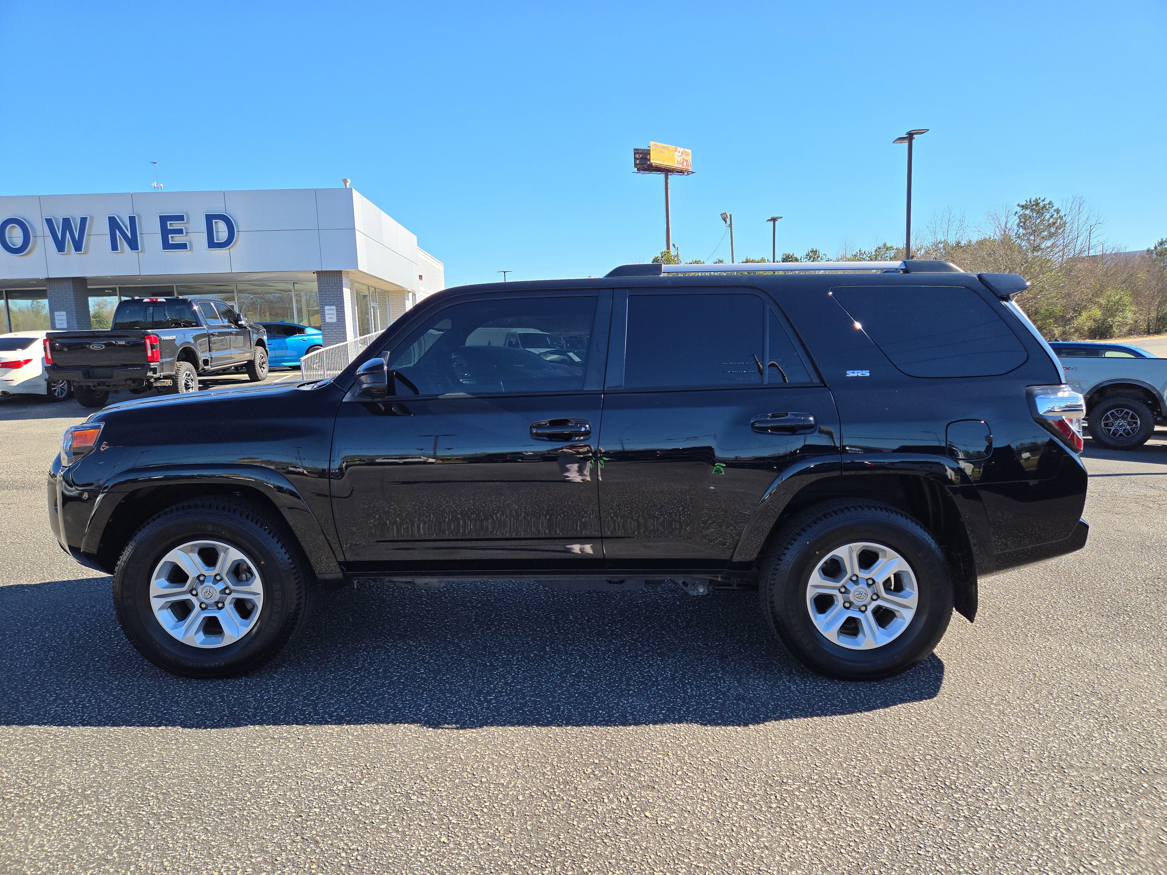 Used 2023 Toyota 4Runner SR5 image 8