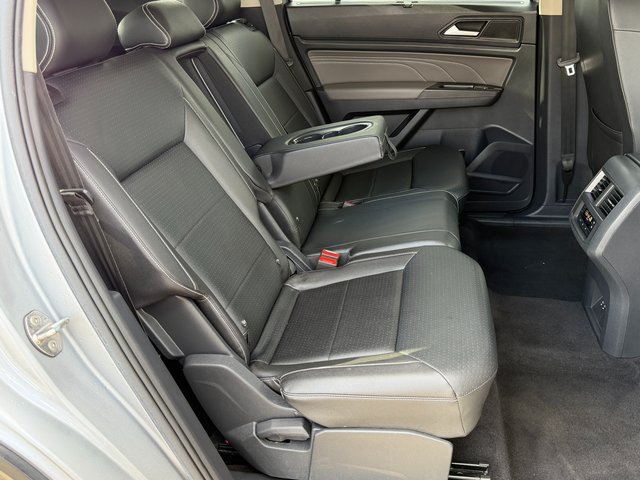 Used 2023 Volkswagen Atlas SE AWD/4WD image 34