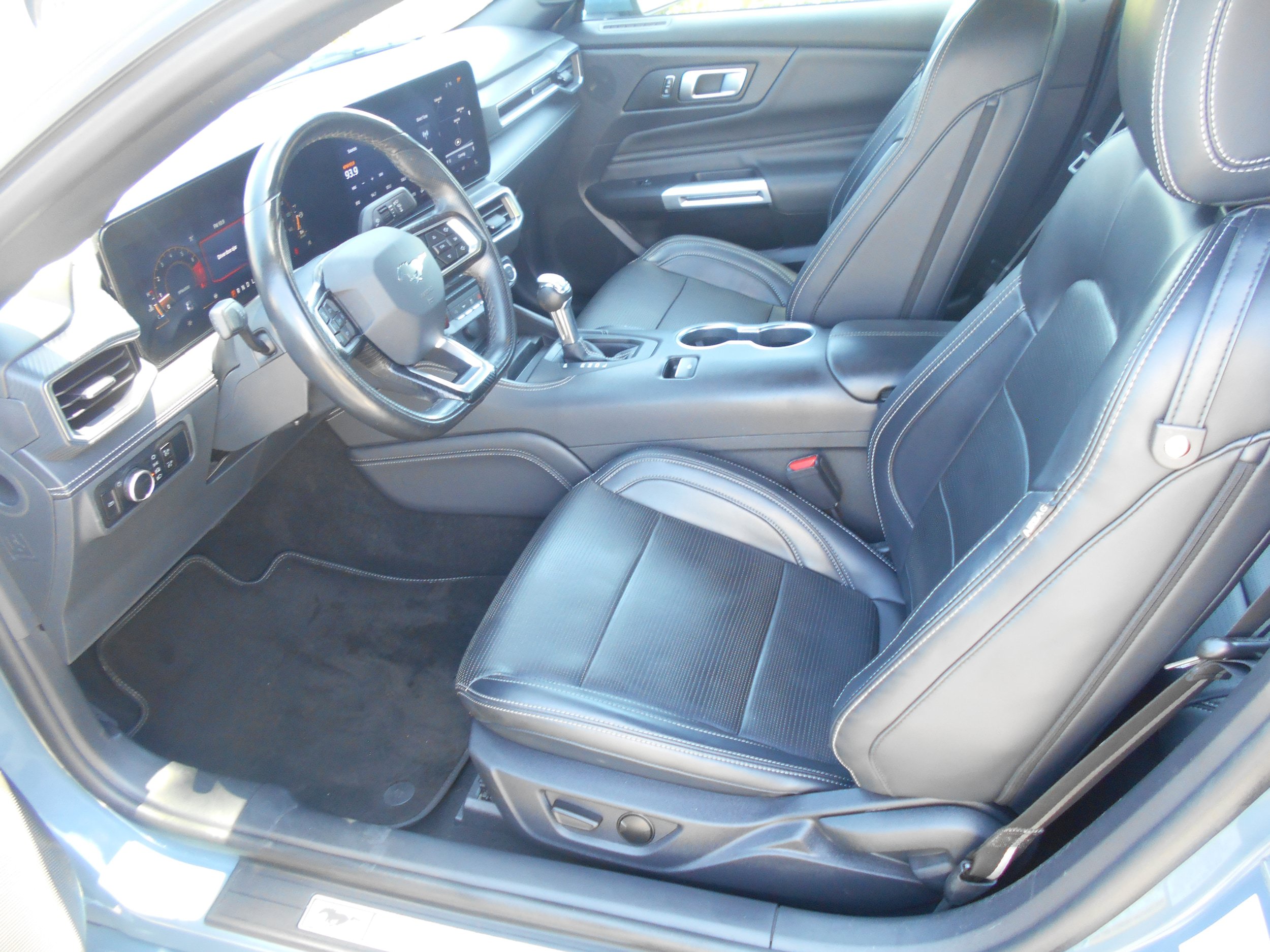 Certified 2024 Ford Mustang Premium RWD image 2