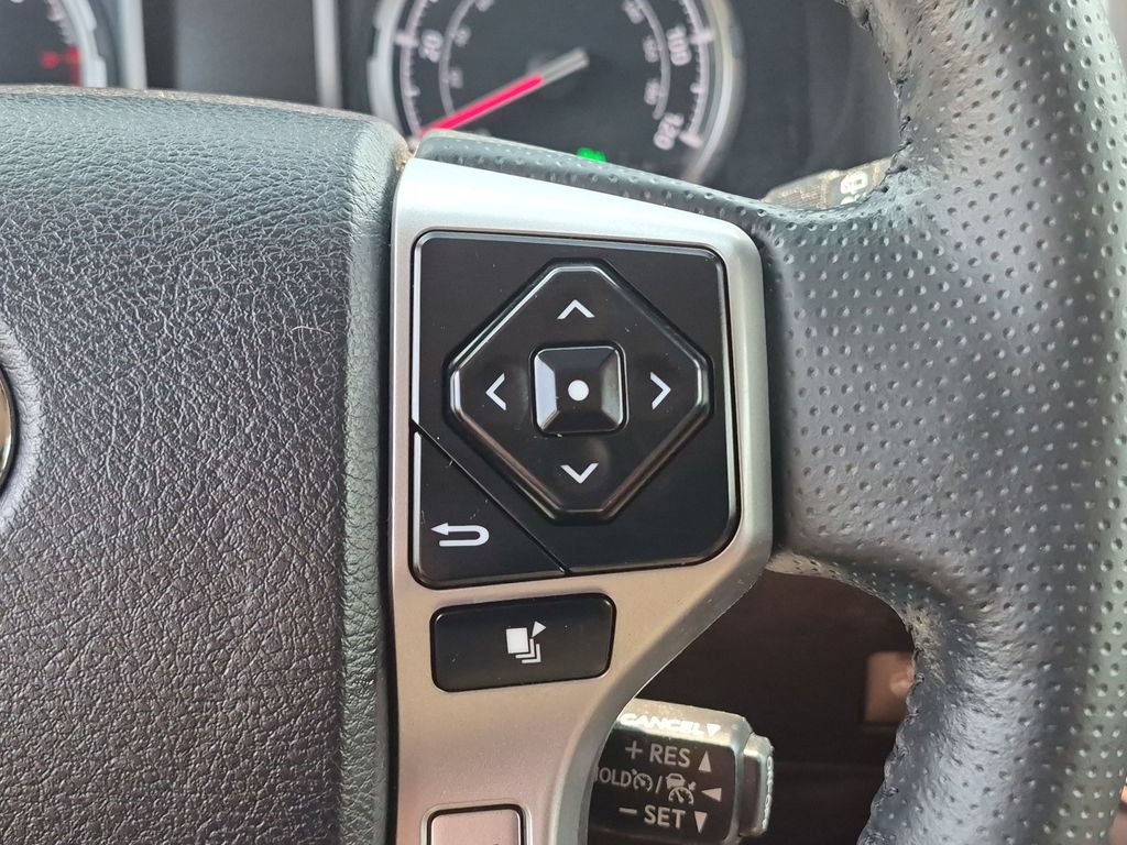 Used 2023 Toyota 4Runner Limited AWD/4WD image 24