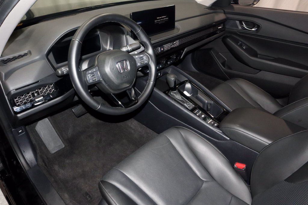Used 2023 Honda Accord EX-L image 25