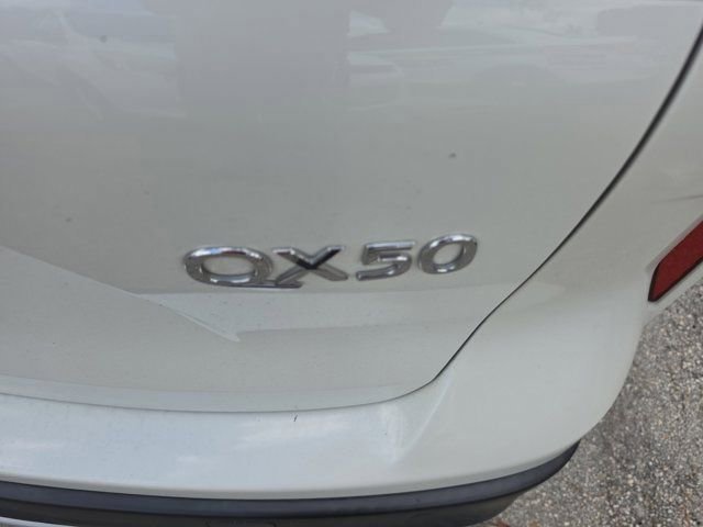 Used 2022 INFINITI QX50 Luxe image 6