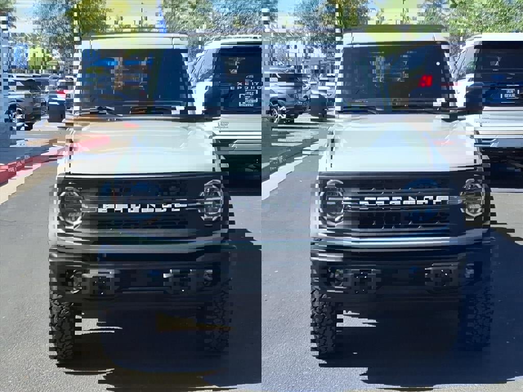 Certified 2023 Ford Bronco Black Diamond image 8