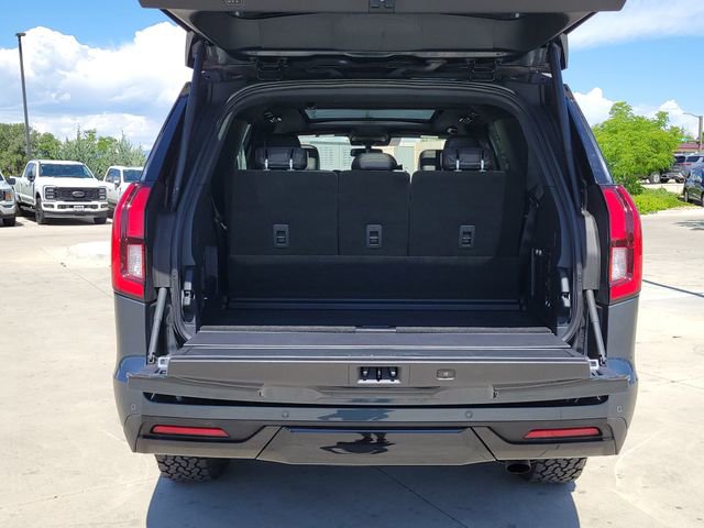 Certified 2025 Ford Expedition Tremor AWD/4WD image 13