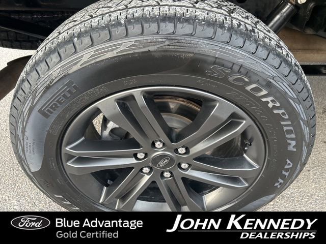 Certified 2021 Ford F150 XLT w/ Equipment Group 302A High image 11