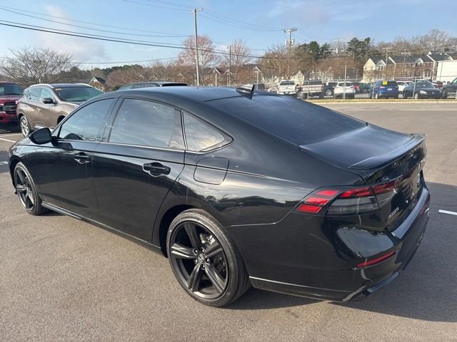 Used 2024 Honda Accord Sport image 6