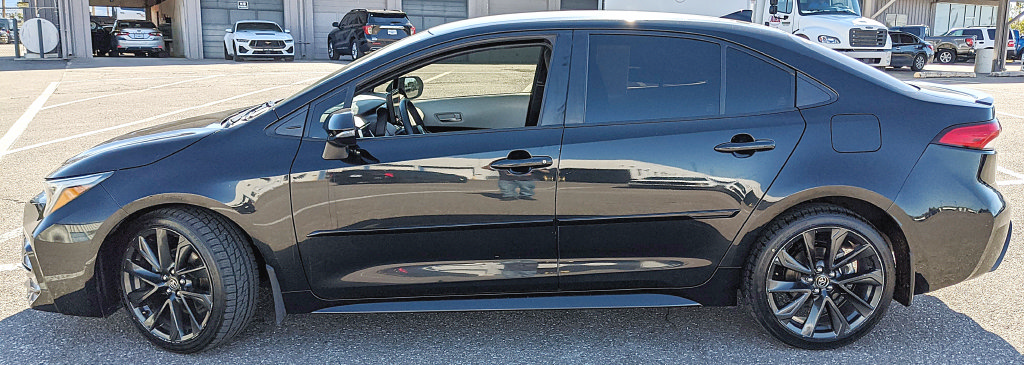 Used 2023 Toyota Corolla SE FWD image 5