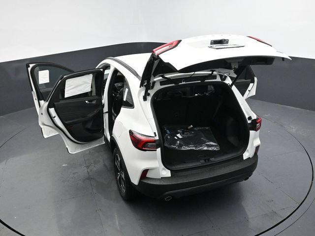 Certified 2025 Ford Escape ST-Line Select AWD/4WD image 47