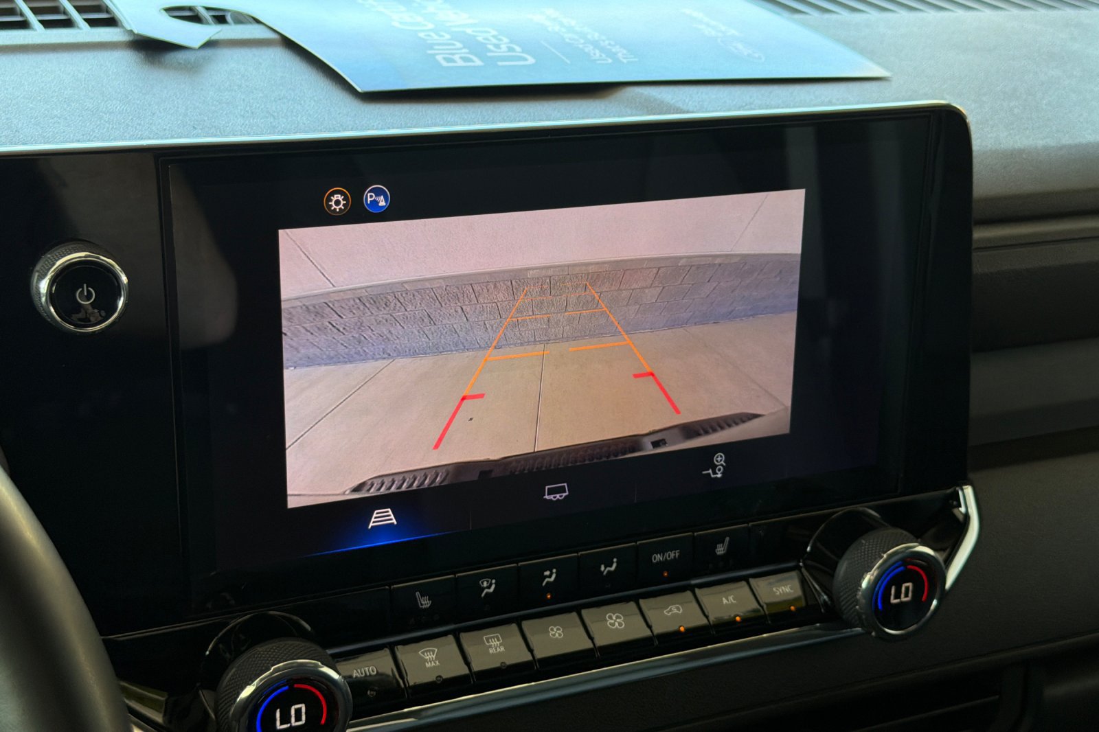 Used 2025 Chevrolet Colorado Trail Boss AWD/4WD image 18