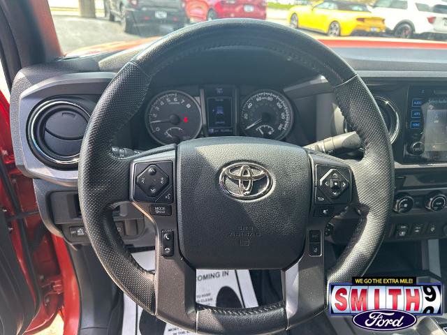 Used 2018 Toyota Tacoma TRD Off-Road AWD/4WD image 26