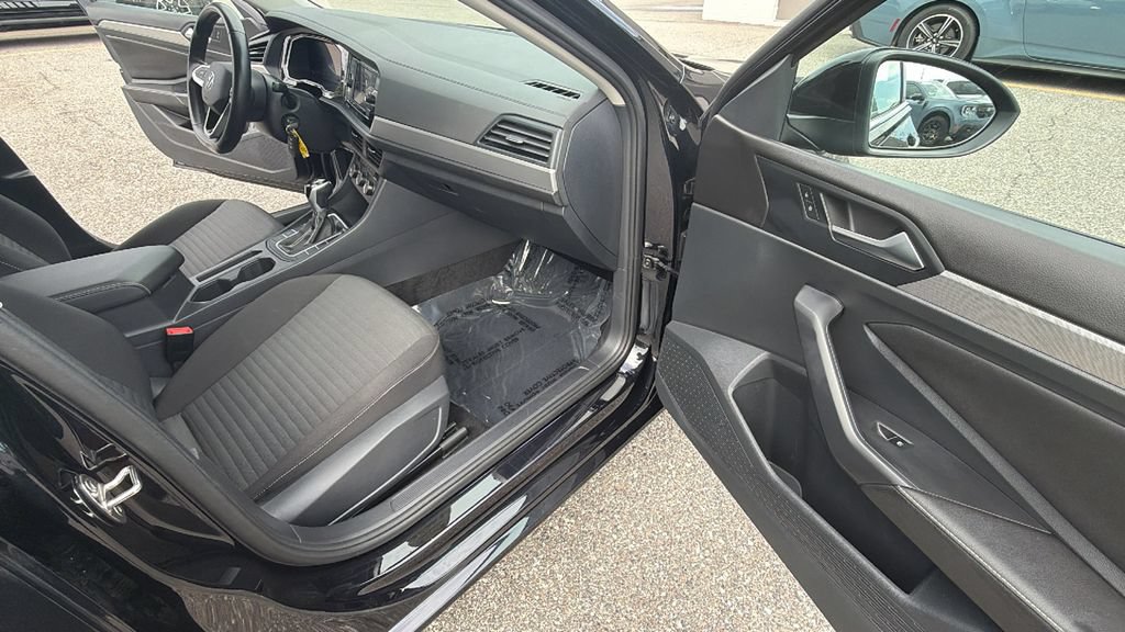 Used 2024 Volkswagen Jetta S FWD image 26