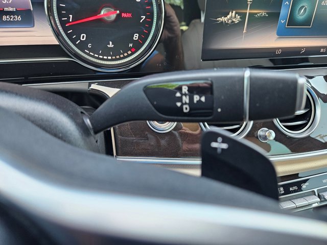 Used 2019 Mercedes-Benz E 300 image 12