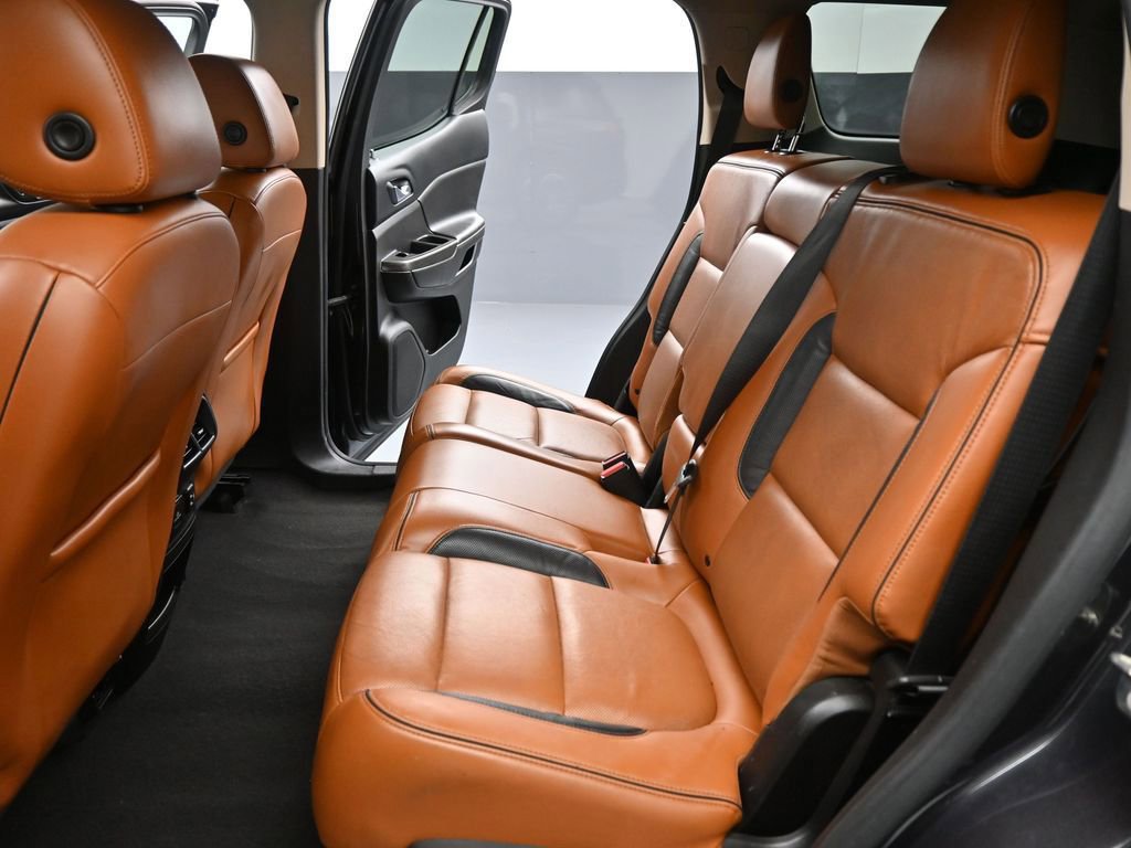 Used 2017 GMC Acadia SLT image 49