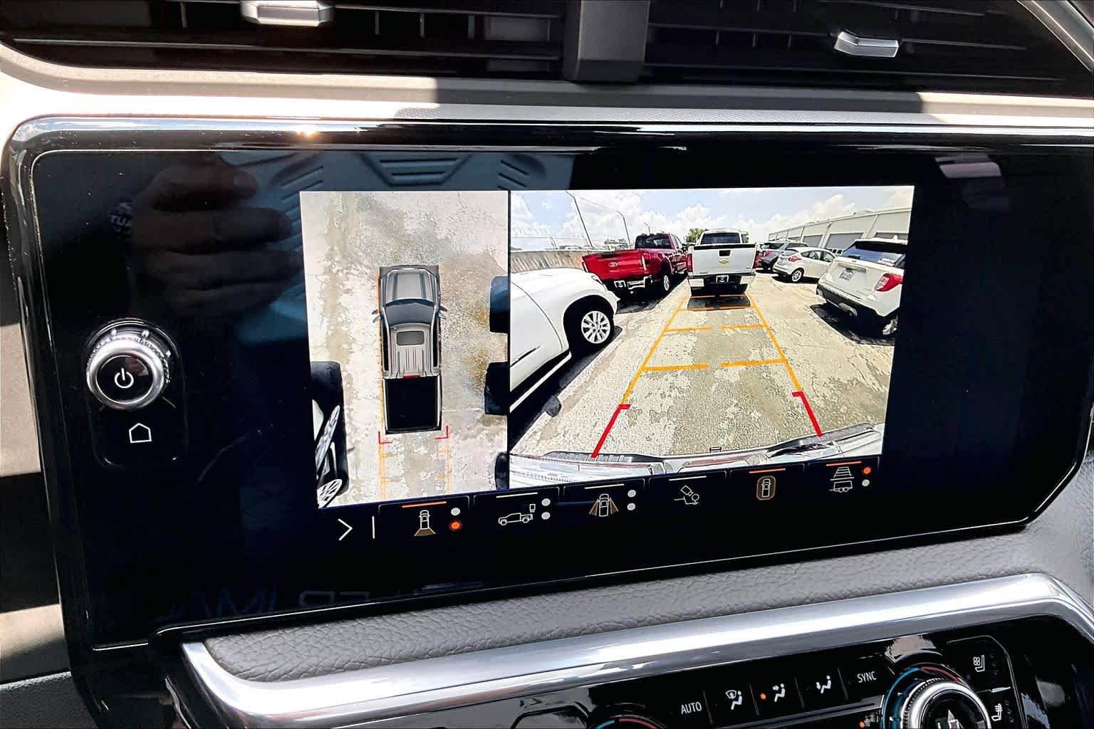 Used 2024 GMC Sierra 1500 Denali w/ Denali Reserve Package AWD/4WD image 29