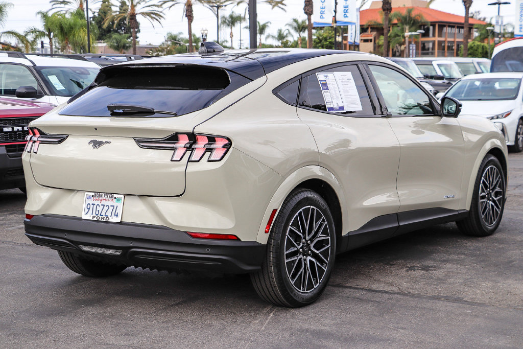 Certified 2025 Ford Mustang Mach-E Premium AWD/4WD image 8