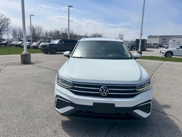 Used 2022 Volkswagen Tiguan SE image 8