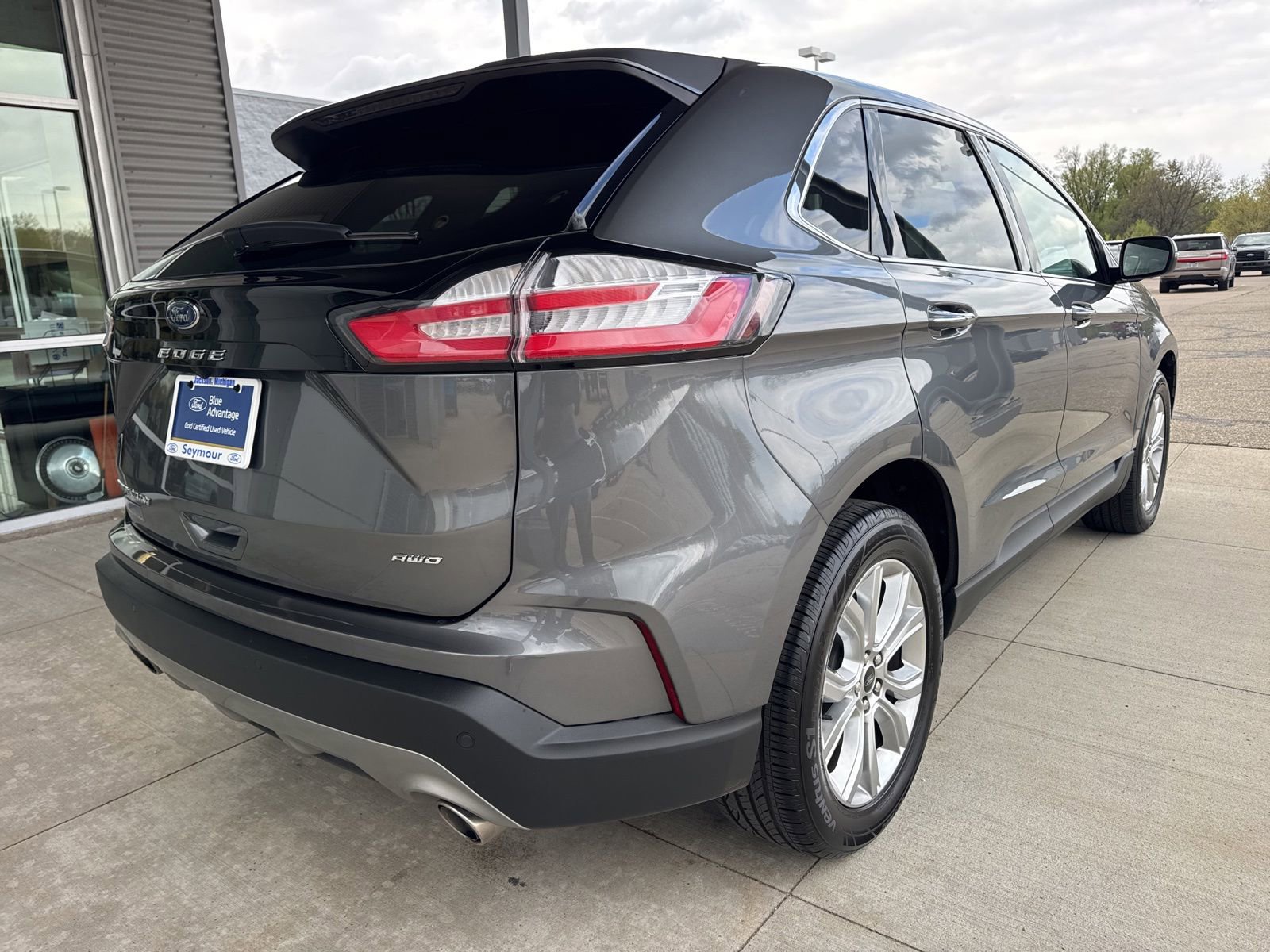 Certified 2023 Ford Edge Titanium AWD/4WD image 8