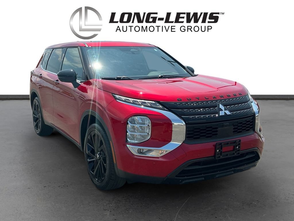 Used 2024 Mitsubishi Outlander SE Black Edition FWD image 10