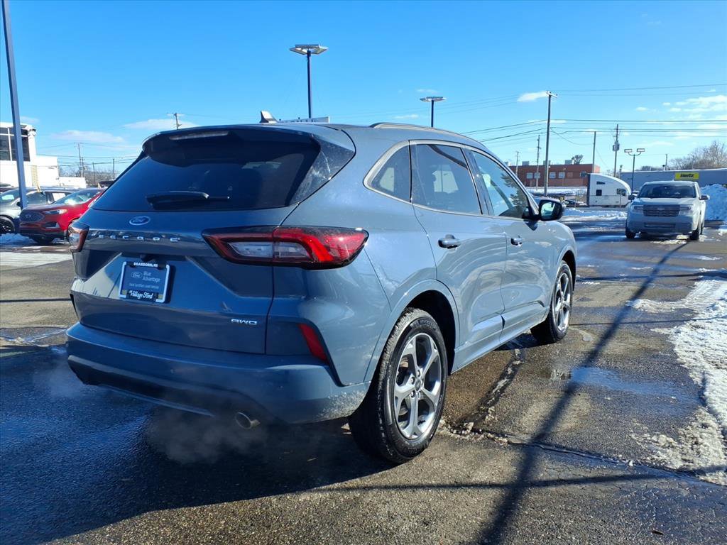 Certified 2024 Ford Escape ST-Line w/ Tech Pack #1 image 2