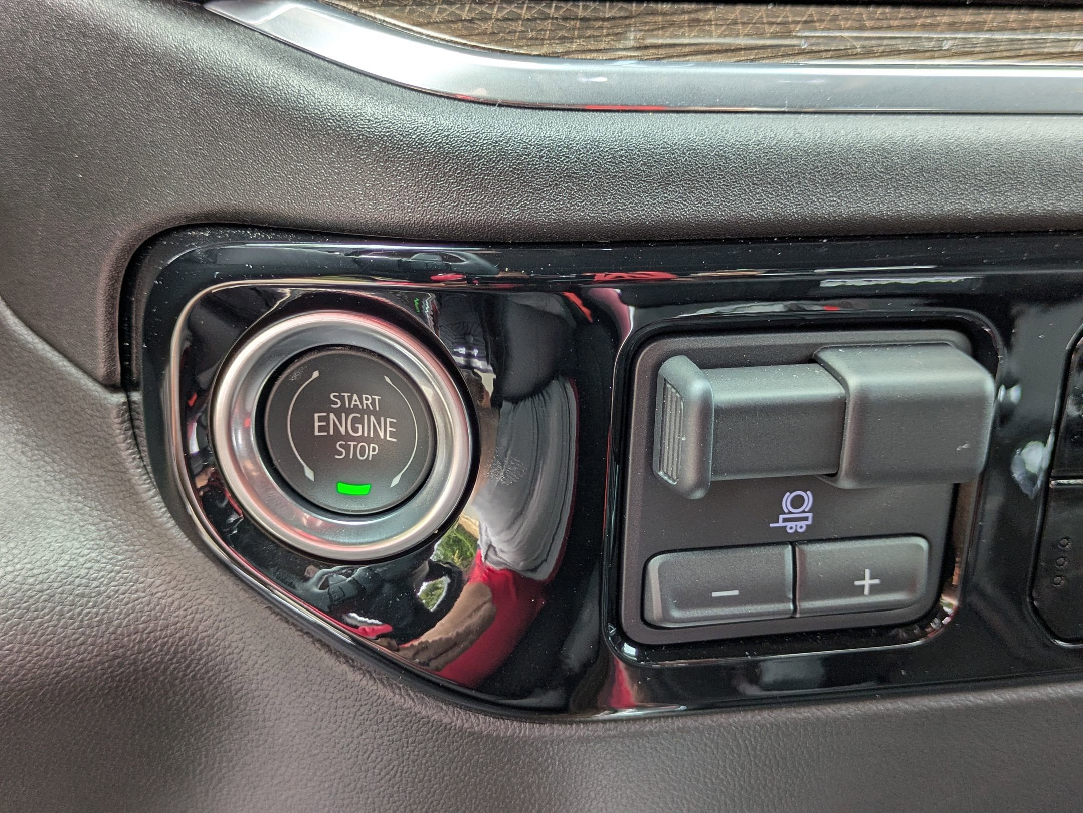 Used 2024 Chevrolet Silverado 1500 RST image 51