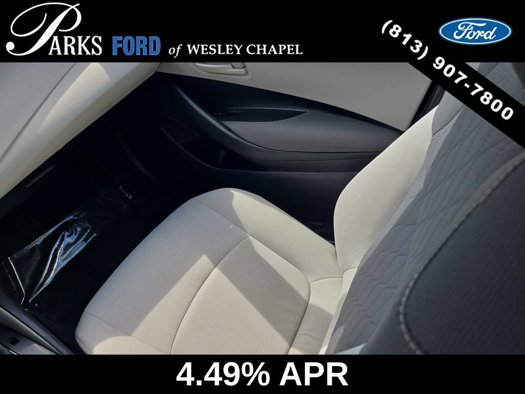 Used 2022 Toyota Corolla LE FWD image 14
