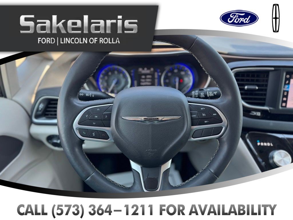 Used 2023 Chrysler Voyager LX FWD image 15