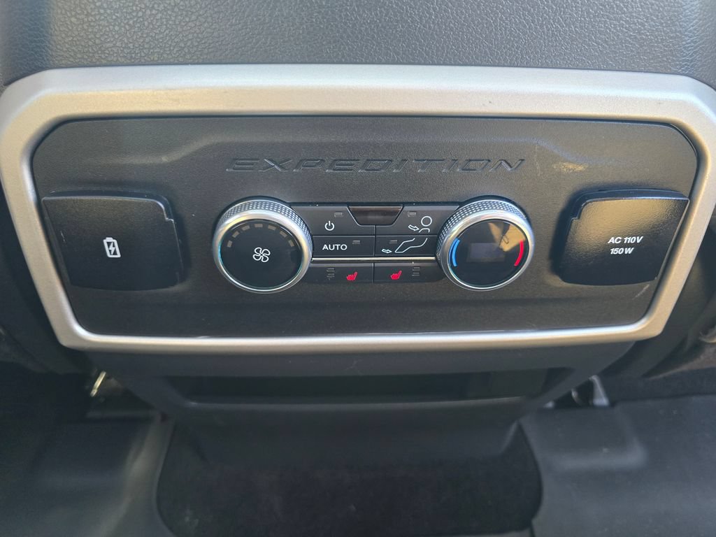 Certified 2022 Ford Expedition Limited AWD/4WD image 18