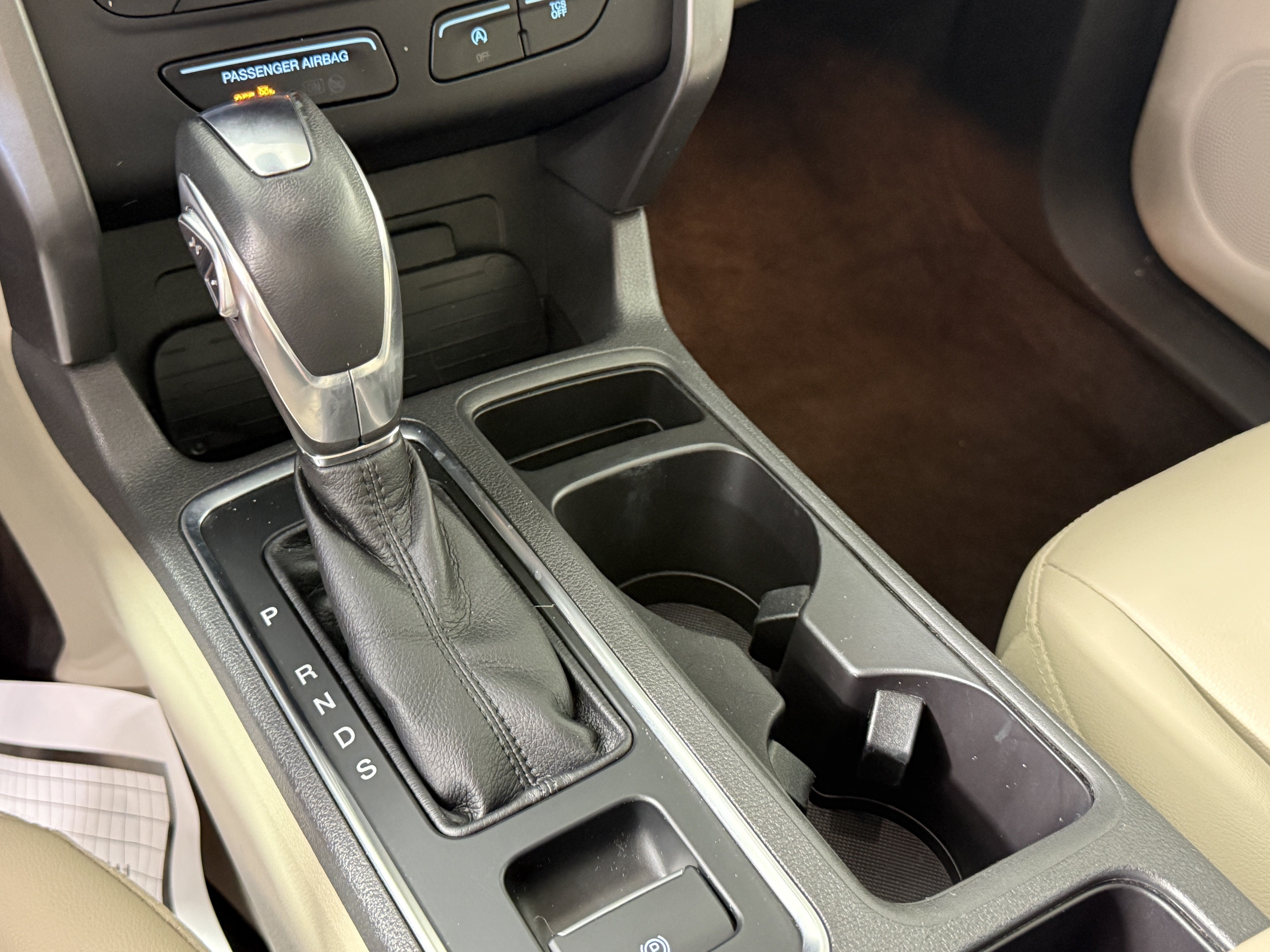 Certified 2019 Ford Escape SEL FWD image 22