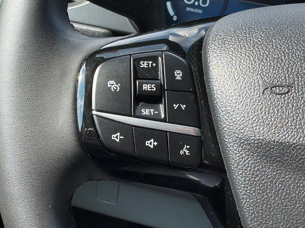 Certified 2023 Ford Escape Platinum AWD/4WD image 40
