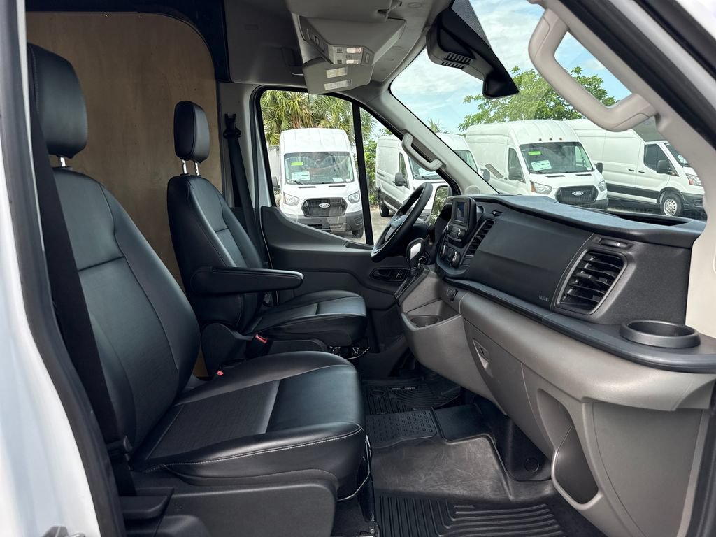 Certified 2024 Ford Transit 250 148 Medium Roof RWD image 23