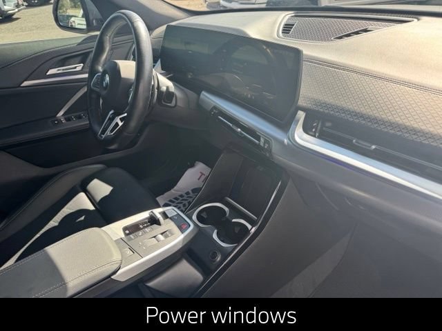 Used 2025 BMW X2 xDrive28i AWD/4WD image 25