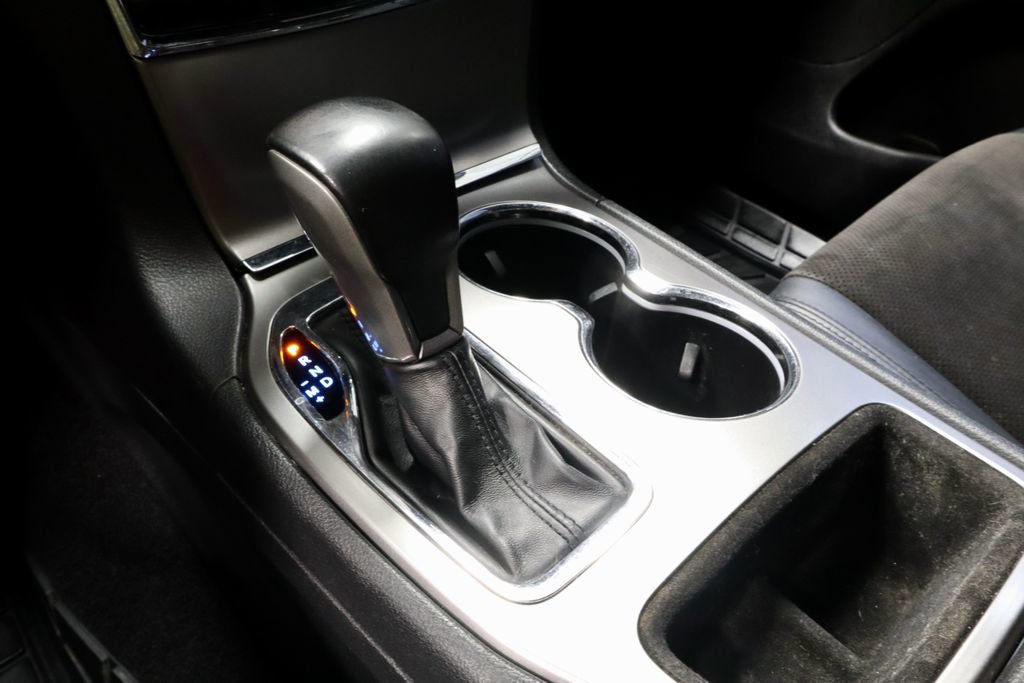 Used 2020 Jeep Grand Cherokee Altitude image 32