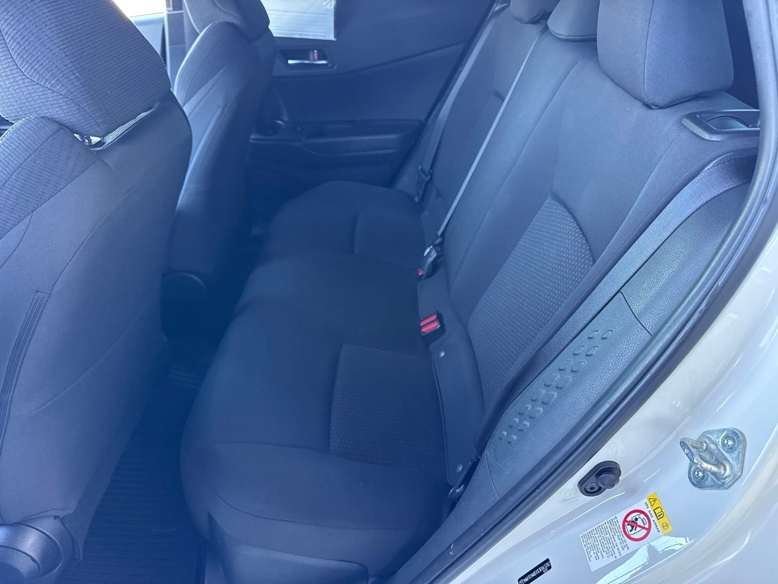 Used 2018 Toyota C-HR XLE FWD image 32
