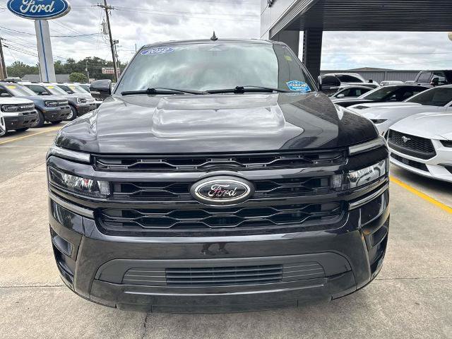 Certified 2022 Ford Expedition Max Limited RWD image 2