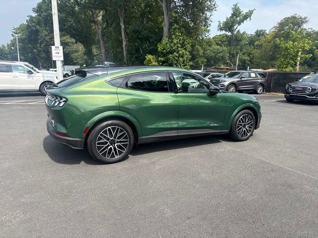 Certified 2025 Ford Mustang Mach-E Premium AWD/4WD image 8