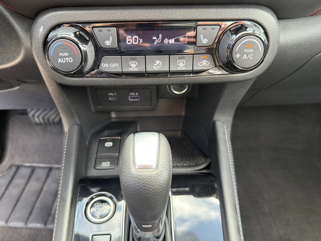 Used 2022 Nissan Kicks SR w/ Premium Package image 12